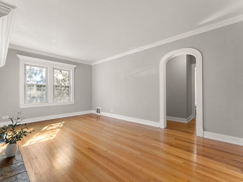 18034 Burnham Avenue Lansing IL 60438