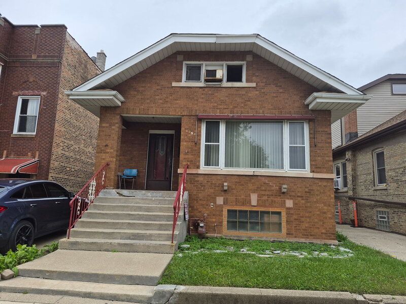8354 S Throop Street Chicago IL 60620