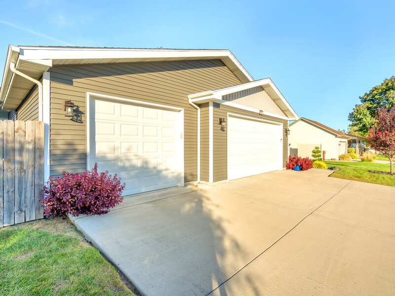 123 E First Street Manteno IL 60950