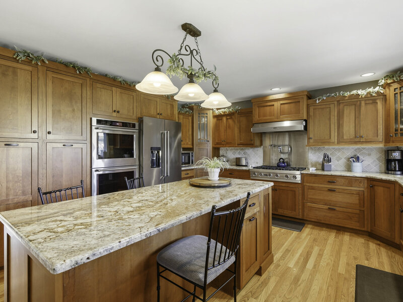 205 Spruce Court Yorkville IL 60560