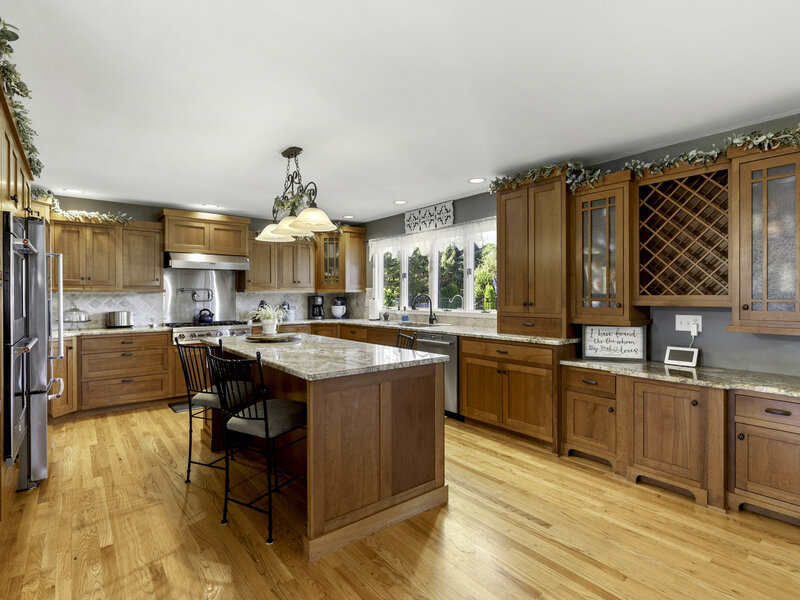 205 Spruce Court Yorkville IL 60560