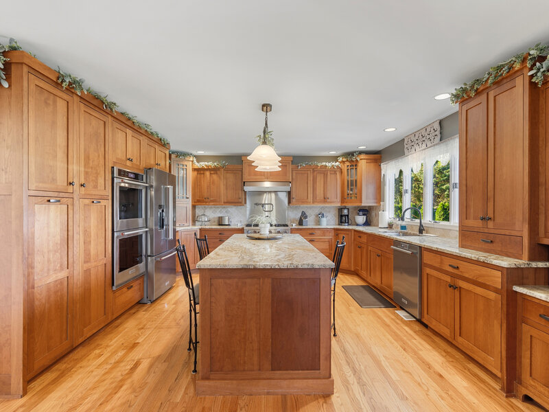 205 Spruce Court Yorkville IL 60560