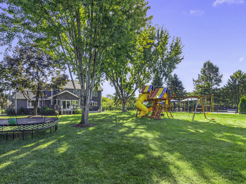 205 Spruce Court Yorkville IL 60560