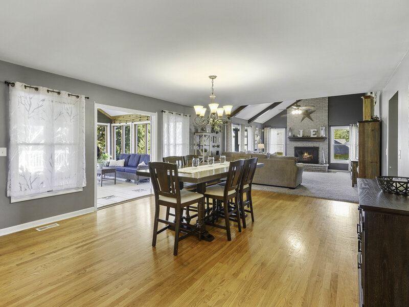 205 Spruce Court Yorkville IL 60560