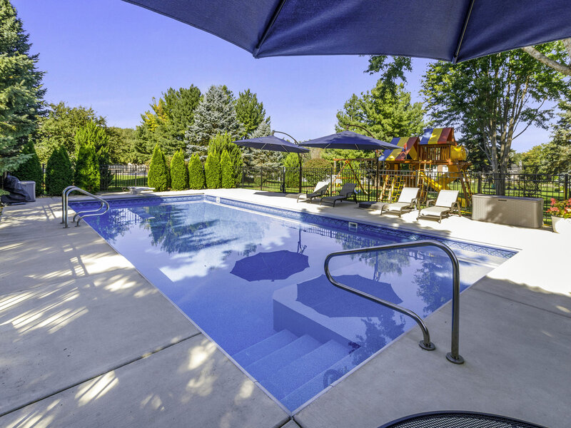 205 Spruce Court Yorkville IL 60560