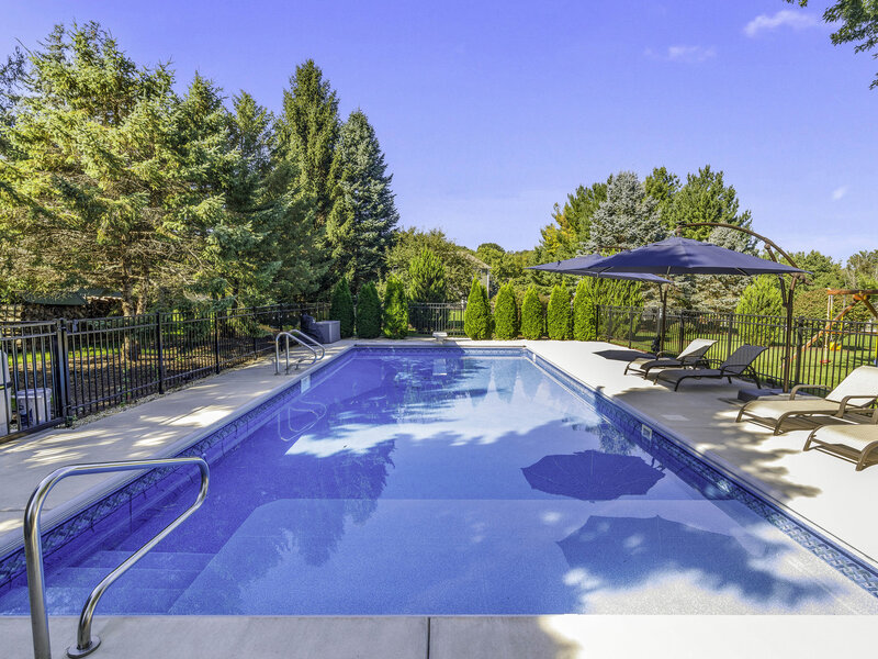 205 Spruce Court Yorkville IL 60560