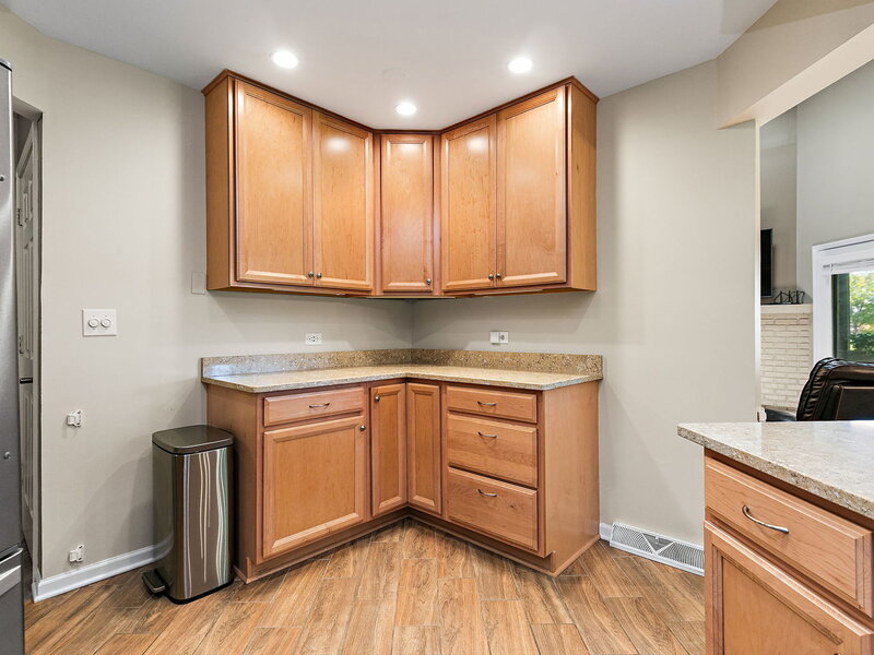 1606 Cypress Court Hoffman Estates IL 60169