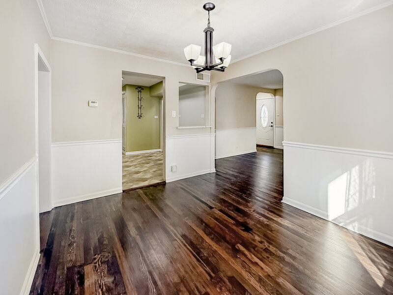 21 E Lyndale Avenue Northlake IL 60164