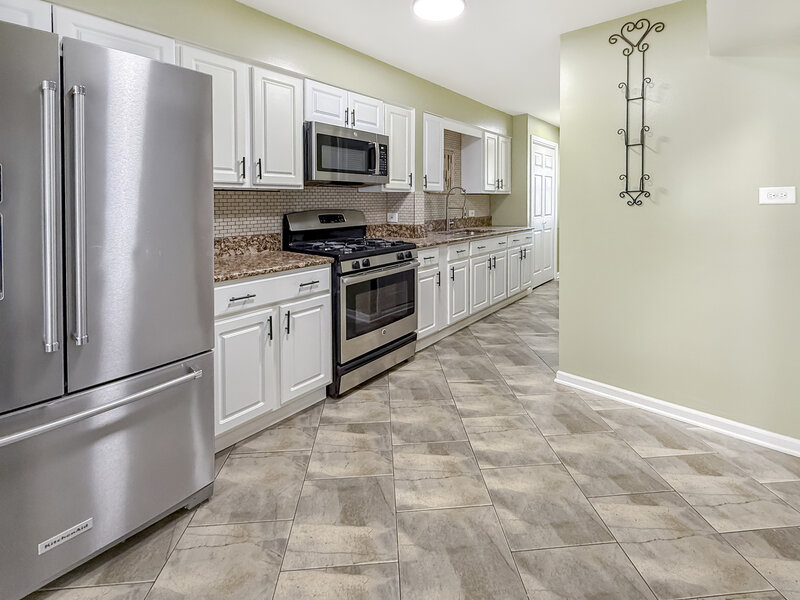 21 E Lyndale Avenue Northlake IL 60164