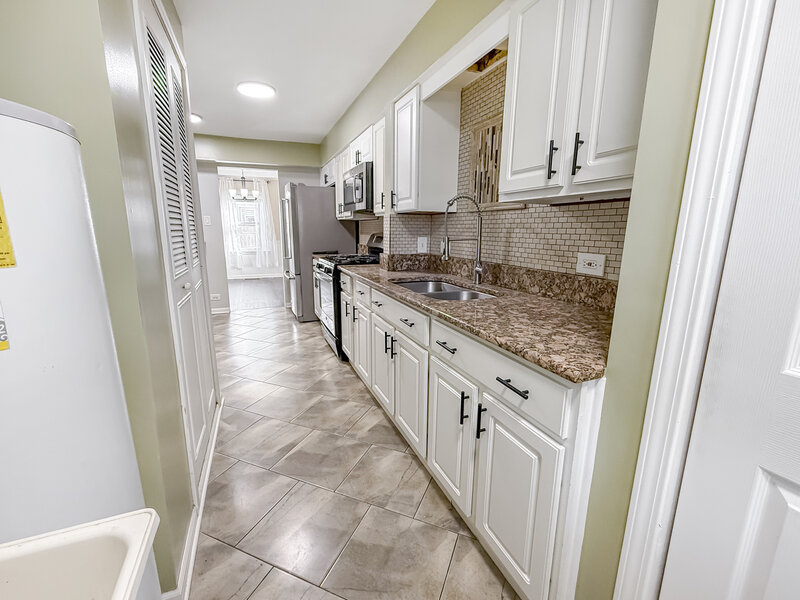 21 E Lyndale Avenue Northlake IL 60164