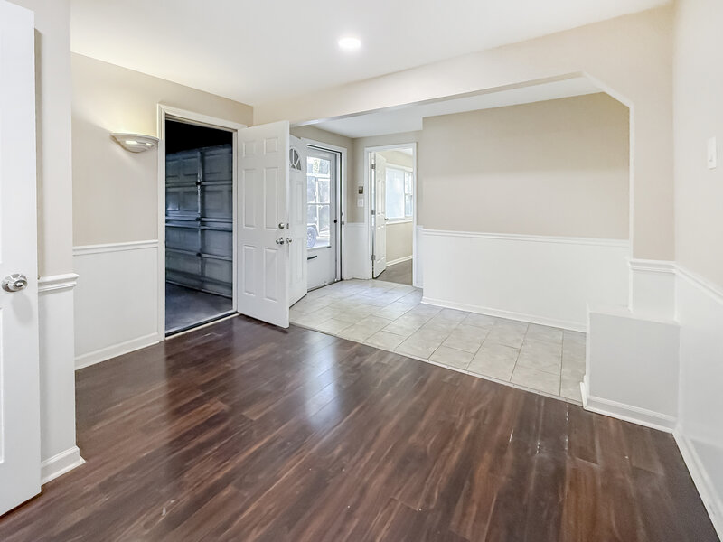 21 E Lyndale Avenue Northlake IL 60164