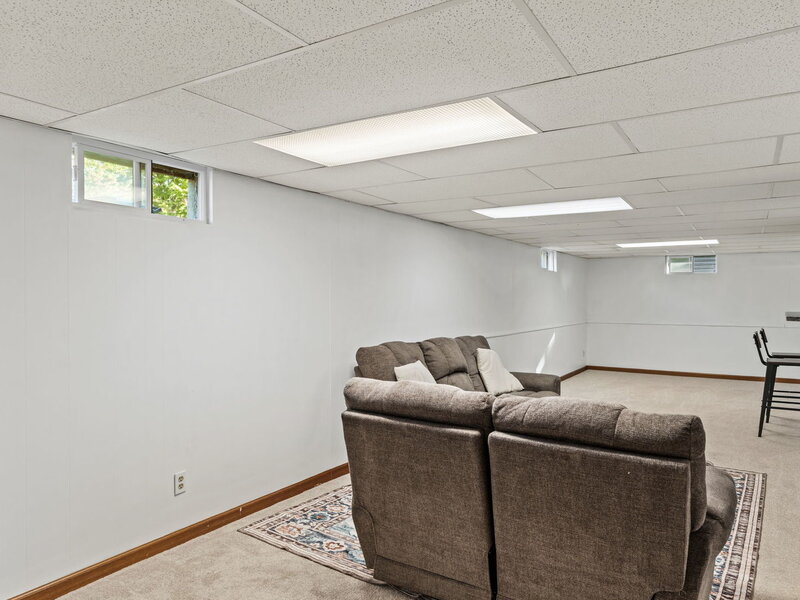 1828 E 32nd Street Davenport IA 52807