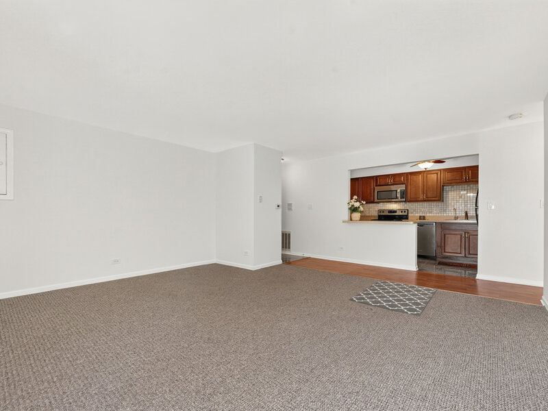 715 W Central Road Mount Prospect IL 60056