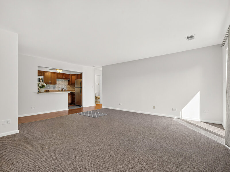 715 W Central Road Mount Prospect IL 60056
