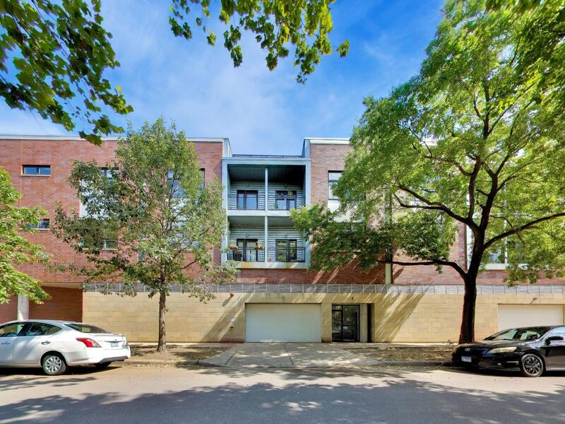 3735 N Wolcott Avenue Chicago IL 60613