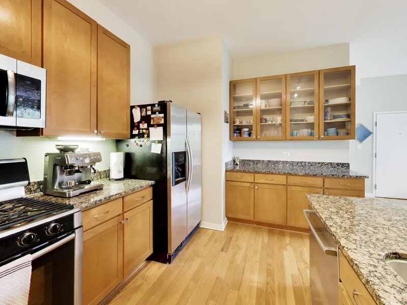 3735 N Wolcott Avenue Chicago IL 60613