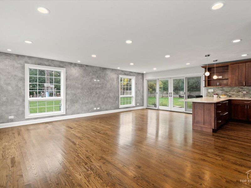 19 Big Oak Lane Riverwoods IL 60015