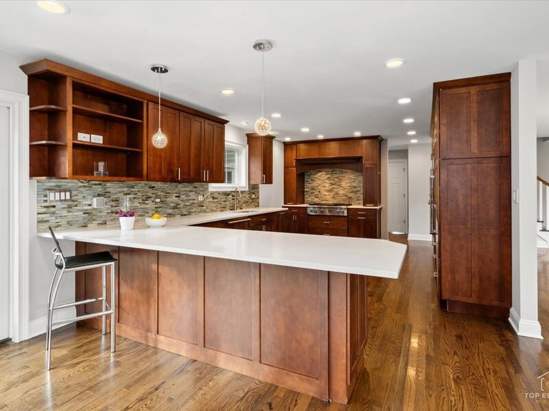 19 Big Oak Lane Riverwoods IL 60015