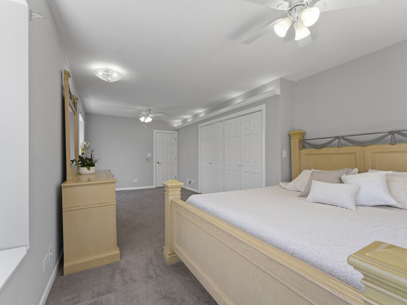 161 W Greenfield Avenue Lombard IL 60148
