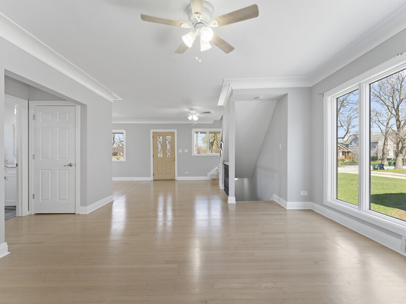161 W Greenfield Avenue Lombard IL 60148