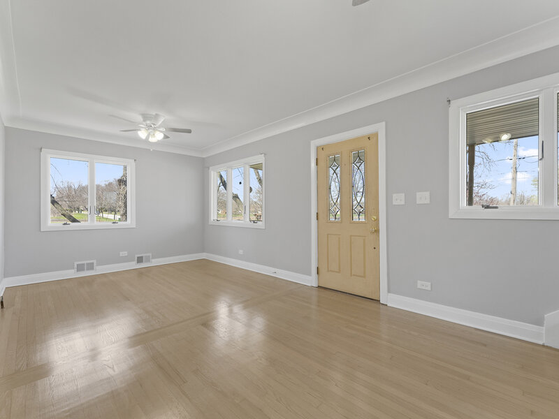 161 W Greenfield Avenue Lombard IL 60148