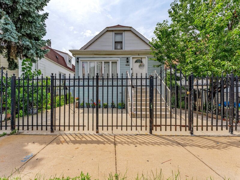 5730 S Washtenaw Avenue Chicago IL 60629