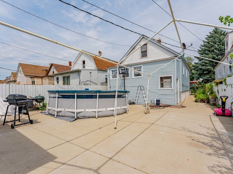 5730 S Washtenaw Avenue Chicago IL 60629