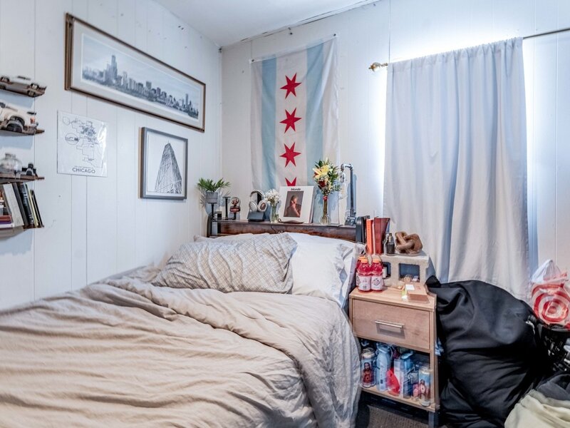 5730 S Washtenaw Avenue Chicago IL 60629