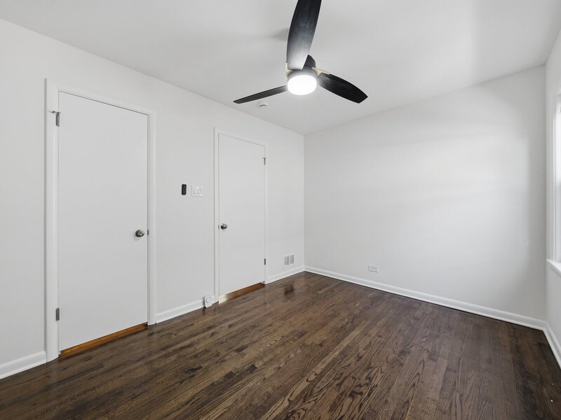654 W 111th Street Chicago IL 60628