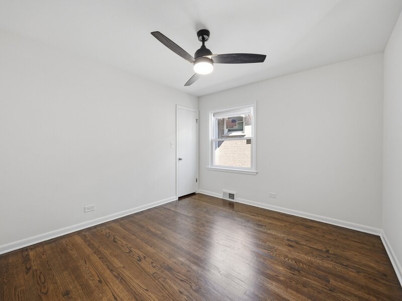 654 W 111th Street Chicago IL 60628