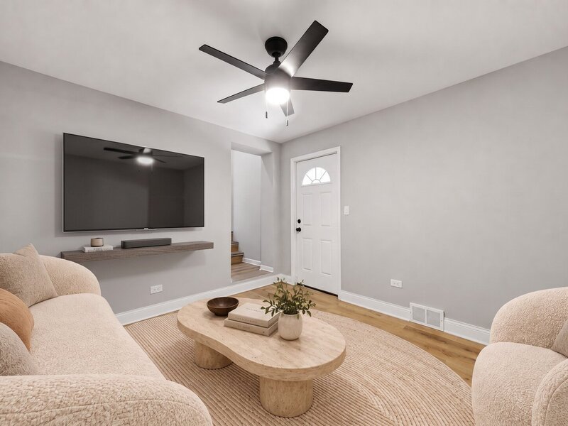 654 W 111th Street Chicago IL 60628