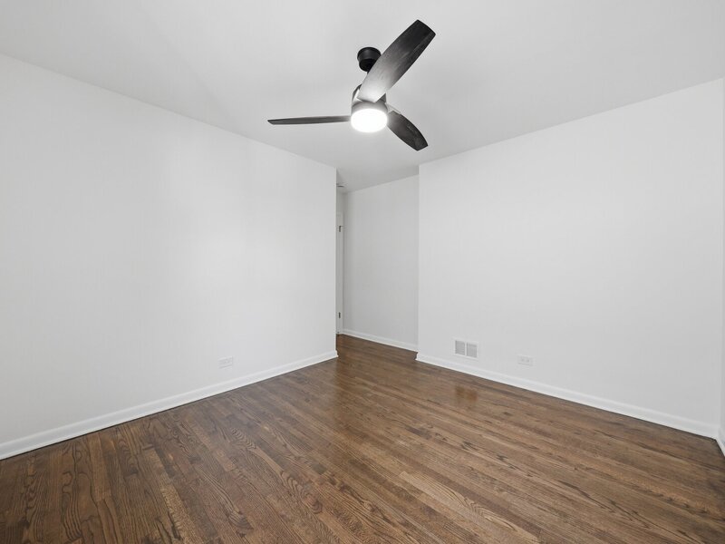 654 W 111th Street Chicago IL 60628