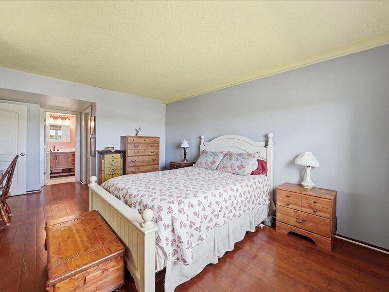 13200 W Heiden Circle Lake Bluff IL 60044