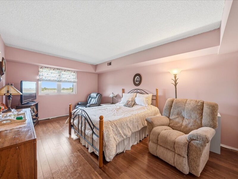13200 W Heiden Circle Lake Bluff IL 60044