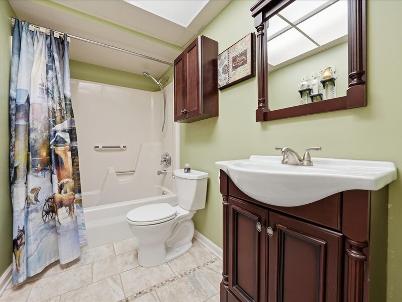 13200 W Heiden Circle Lake Bluff IL 60044