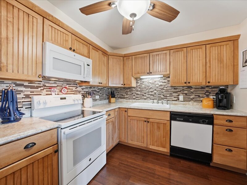 13200 W Heiden Circle Lake Bluff IL 60044