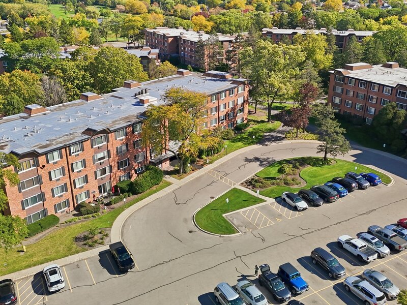 1207 S Old Wilke Road Arlington Heights IL 60005