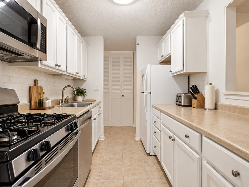 1207 S Old Wilke Road Arlington Heights IL 60005