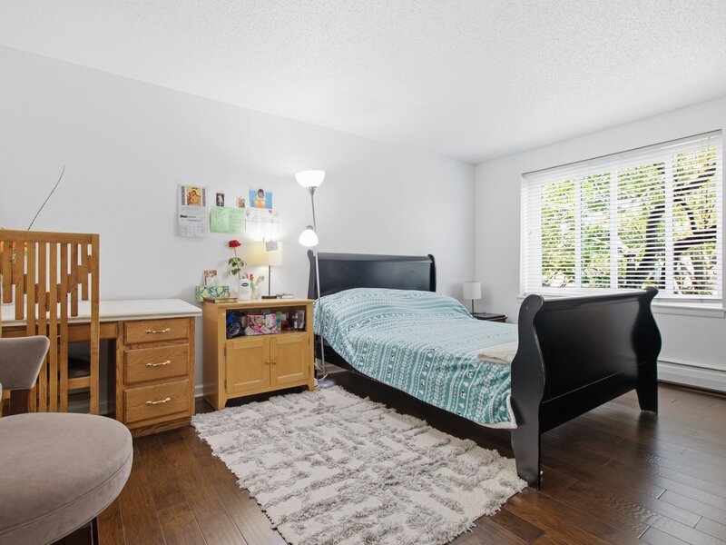 1207 S Old Wilke Road Arlington Heights IL 60005