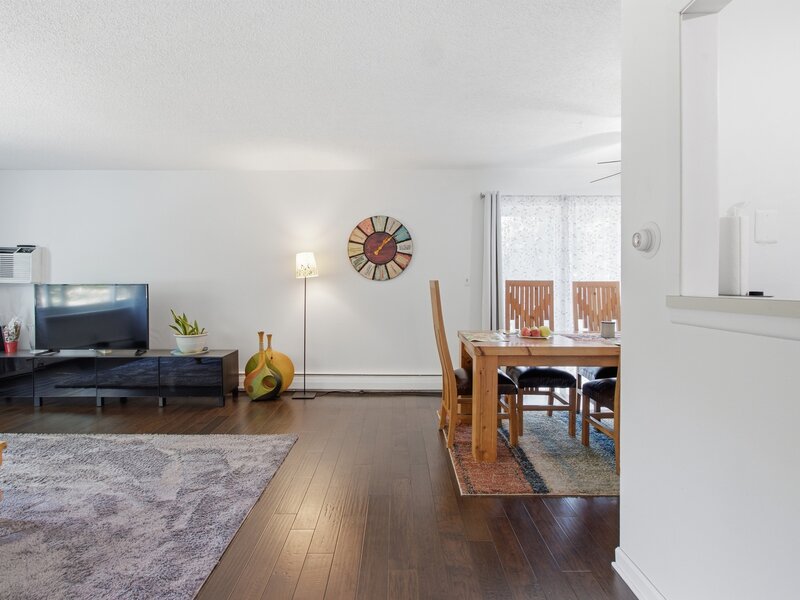 1207 S Old Wilke Road Arlington Heights IL 60005