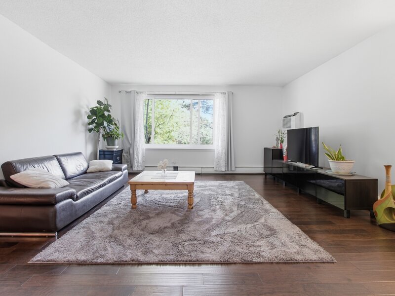 1207 S Old Wilke Road Arlington Heights IL 60005