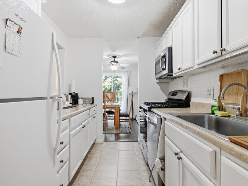 1207 S Old Wilke Road Arlington Heights IL 60005