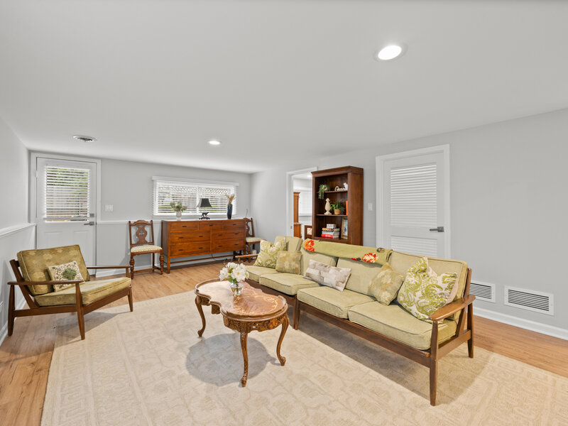 248 Glenview Road Glenview IL 60025