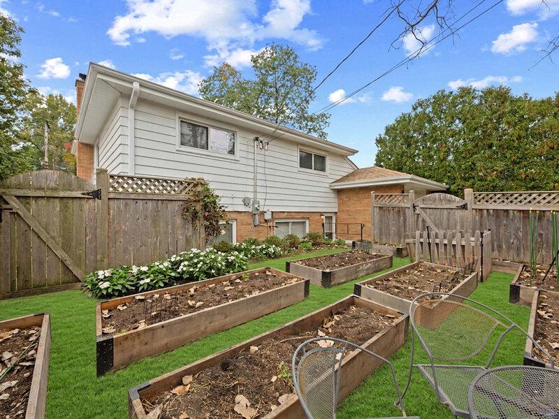 248 Glenview Road Glenview IL 60025