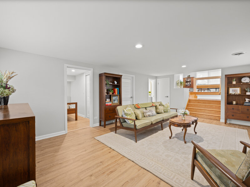 248 Glenview Road Glenview IL 60025