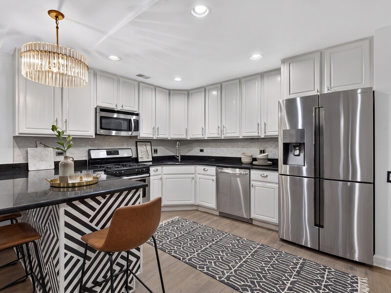 2625 N Ashland Avenue Chicago IL 60614