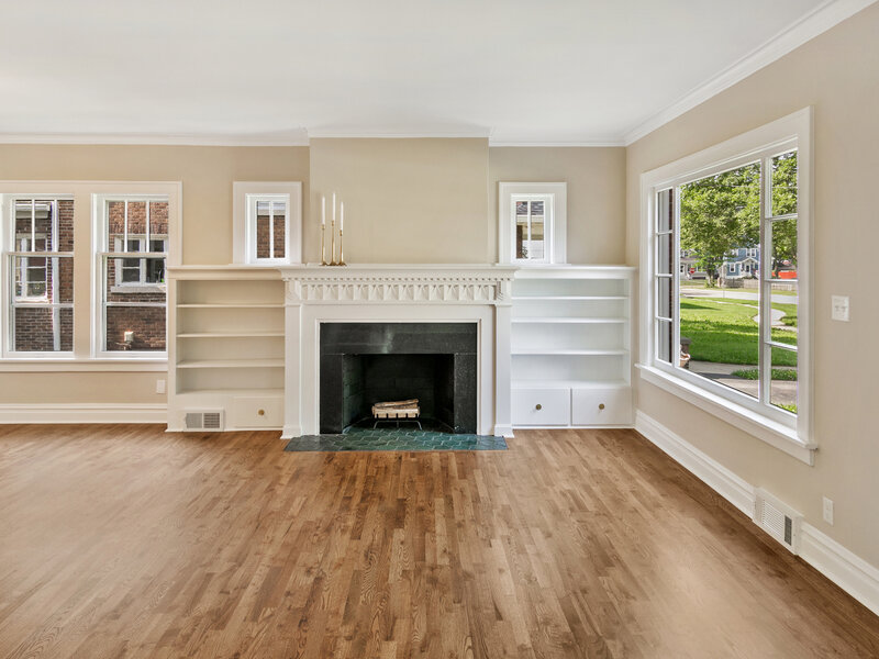 622 Sexton Street Aurora IL 60505