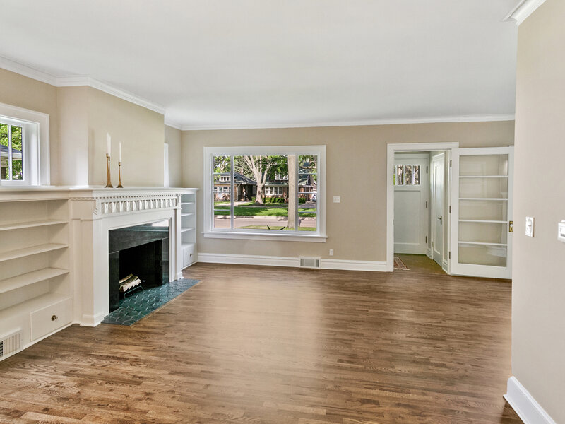 622 Sexton Street Aurora IL 60505