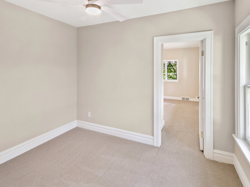 622 Sexton Street Aurora IL 60505