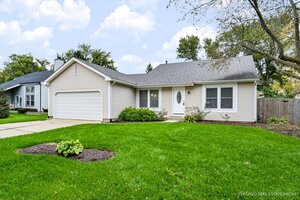 Photo of 985 Ridgewood Lane Crystal Lake IL 60014